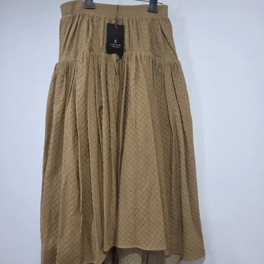 랑빙 스커트 정가 945,000원