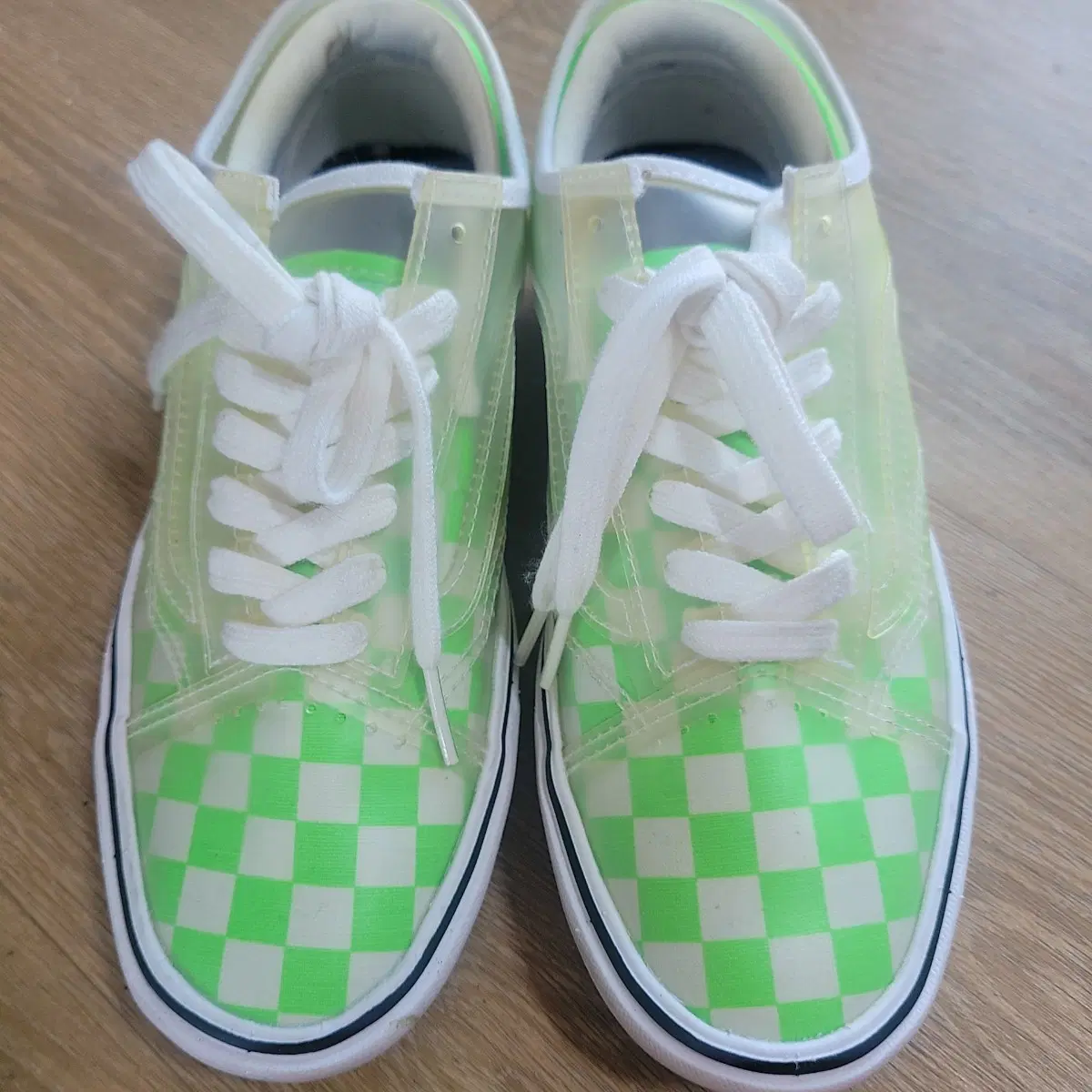 Vans sneakers