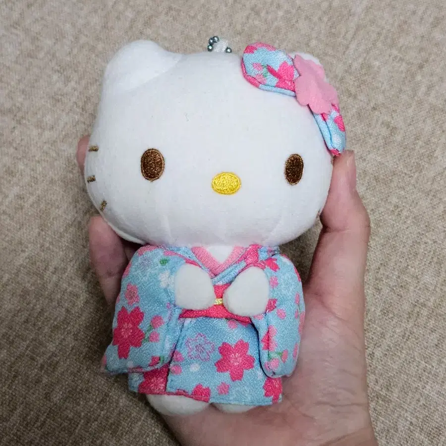 Sanrio 산리오 키티 인형 벚꽃 기모노 /사쿠라 기모노 키티 키링