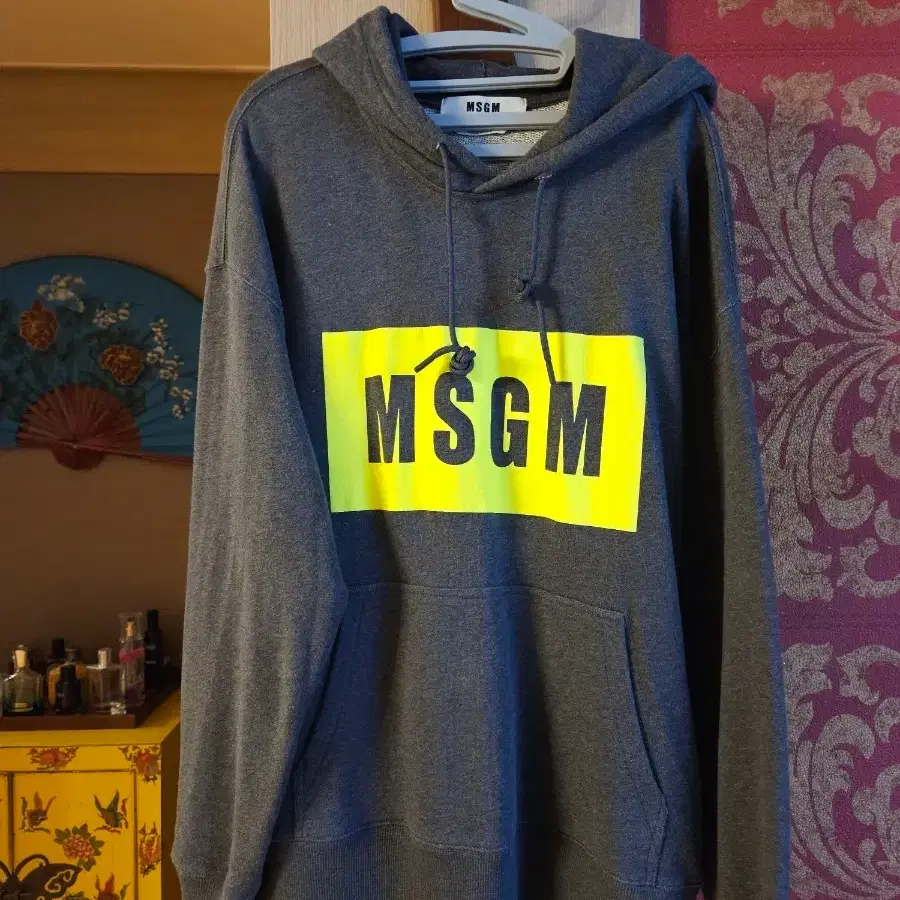 MSGM 그래픽 로고 후드티 다크그레이