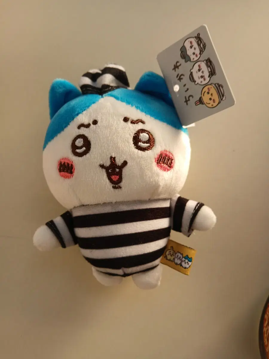 죄수 하치와레 인형