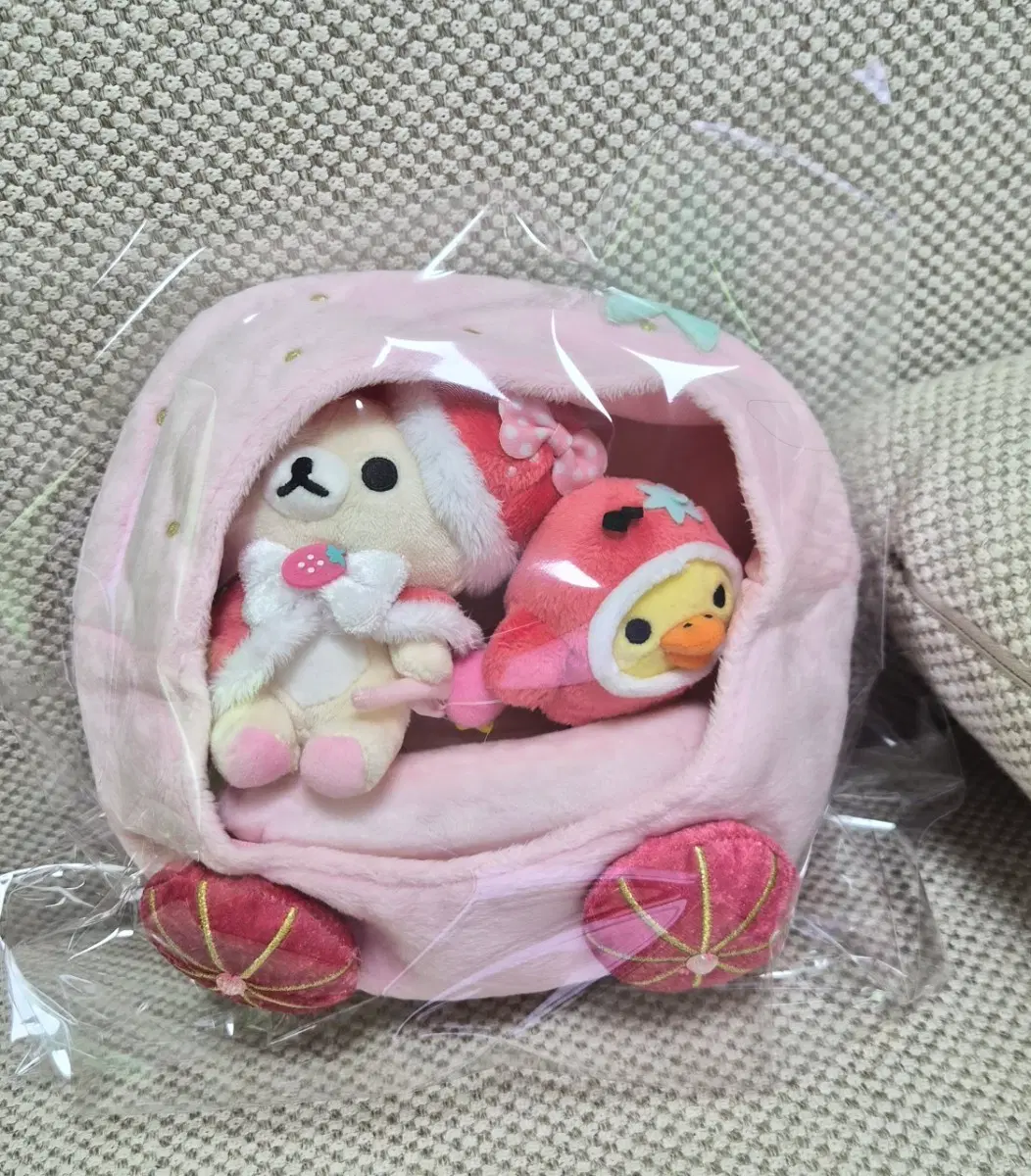 리락쿠마 스토어 한정) 코리락쿠마 딸기 마차 인형 세트