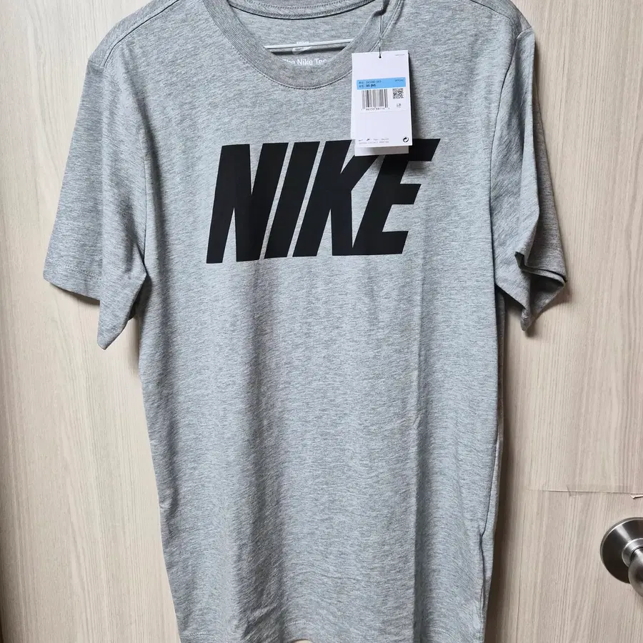 나이키 남자 반팔티 M, L, XL (새상품)
