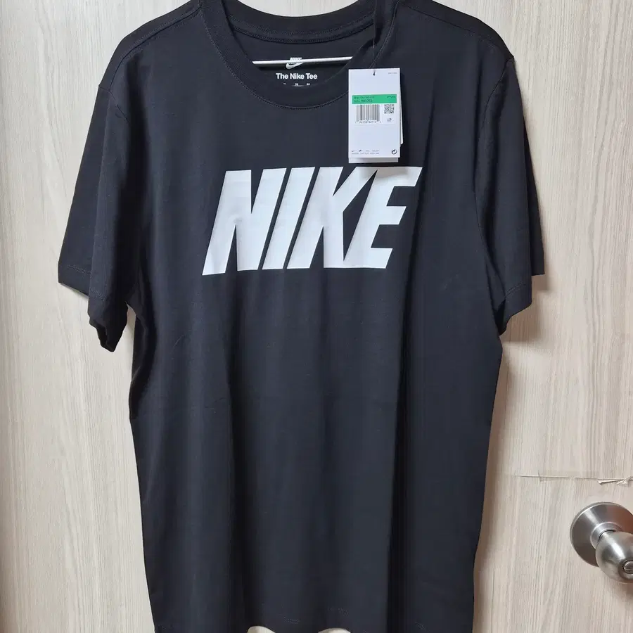 나이키 남자 반팔티(검흰) M, L, XL (새상품)