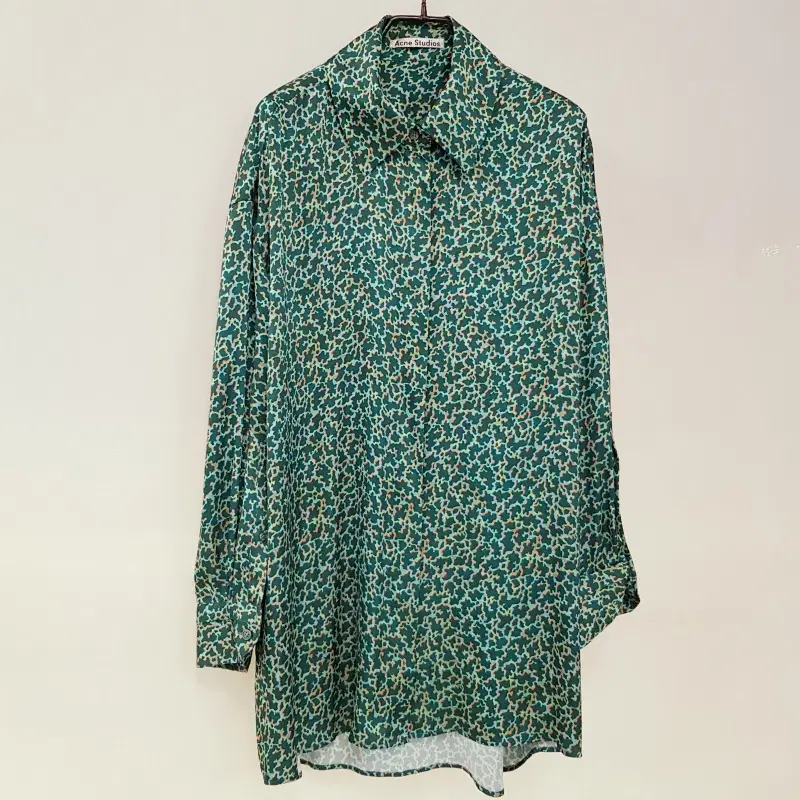 ACNE STUDIOSアクネスタジオヒョウサテンオーバーフィット シャツ ブラウス C378