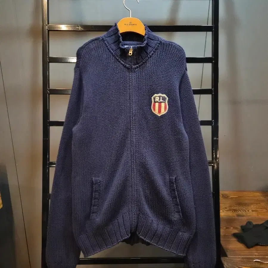 [M] 폴로진스 POLO JEANS COMPANY 랄프로렌 RL 쉴드 패치 헤비 니트 집업 6.9