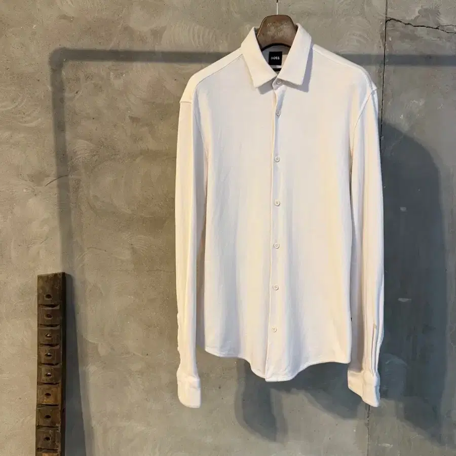 휴고보스 블랙라벨 화이트셔츠 남성100
