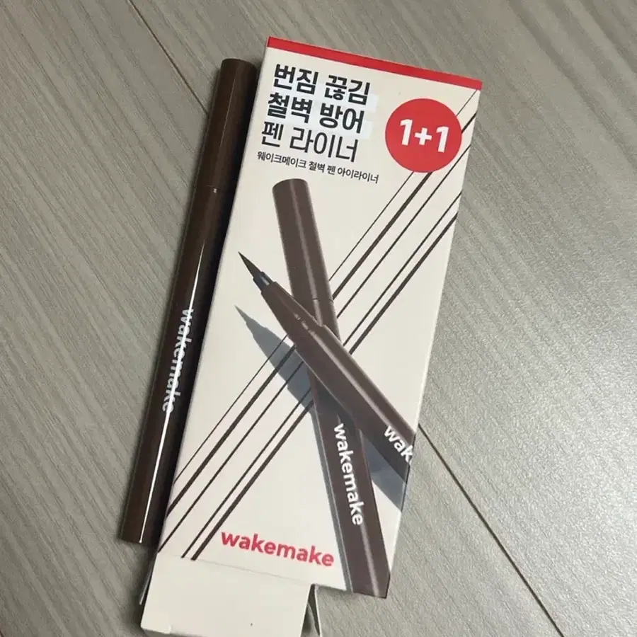 웨이크메이크 철벽 펜 아이라이너 02브라운 1개