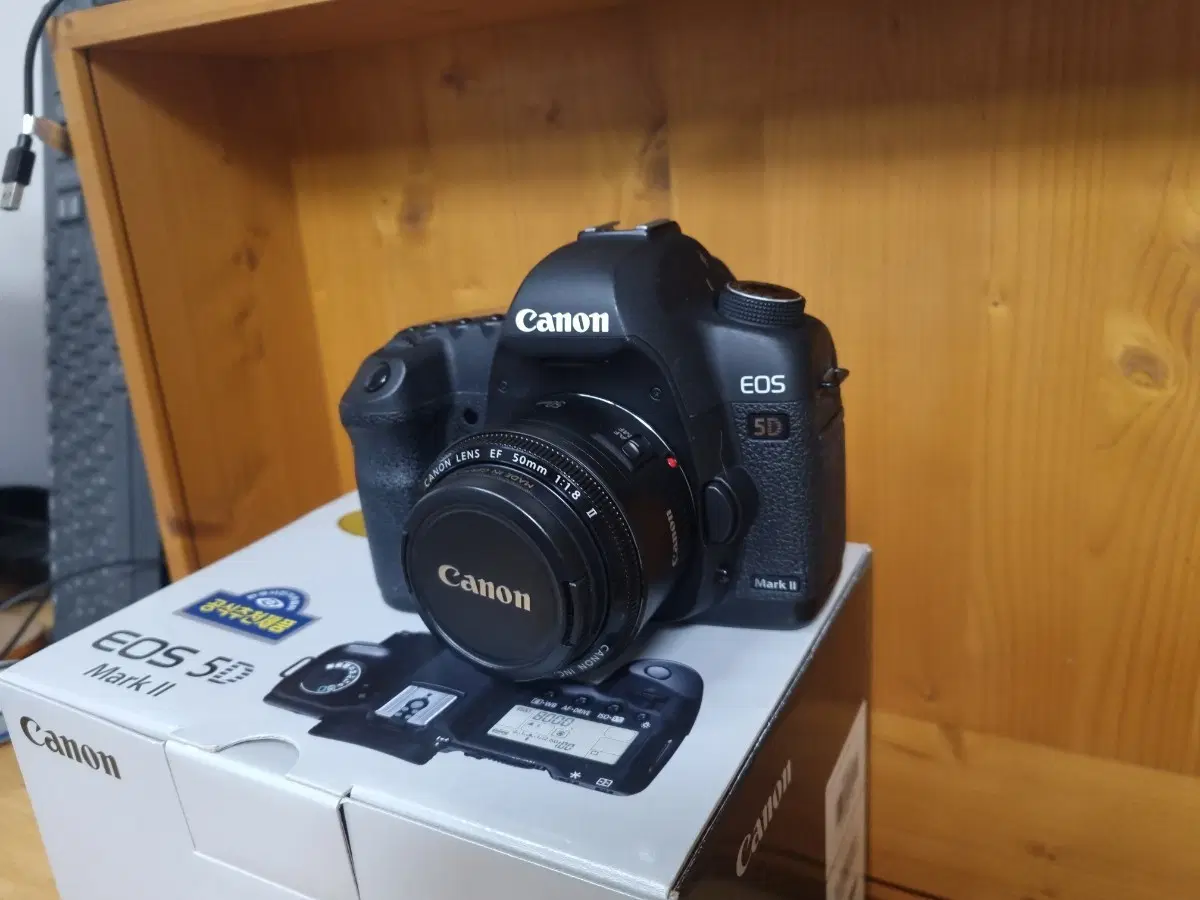 캐논 정품풀박스 EOS 5D Mark2+EF50mm F1.8렌즈포함 8620컷 DSLR카메라