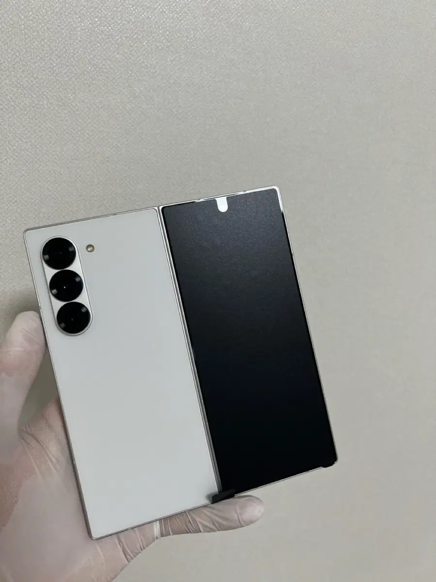 갤럭시 폴드6 256GB 화이트 자급제 삼케플