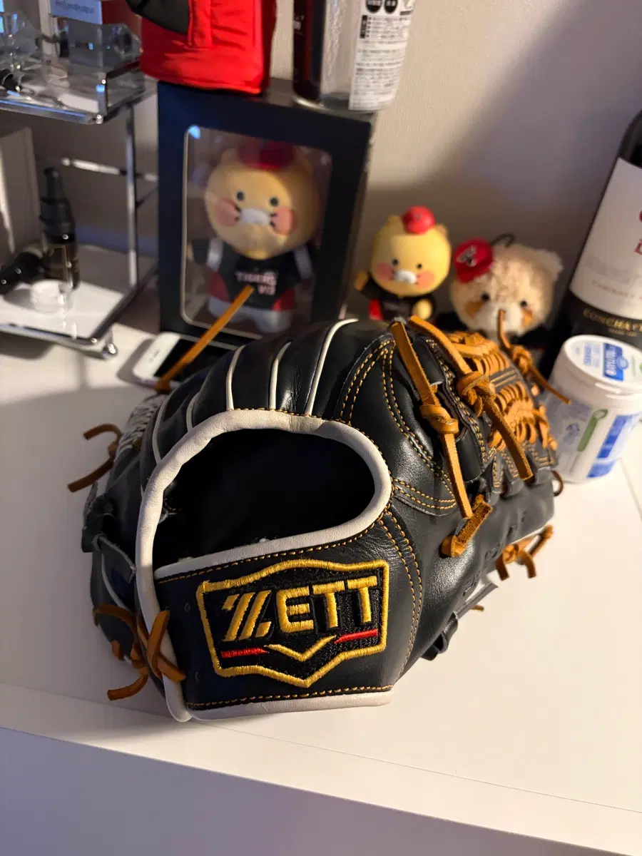 ZETT 프로스테이터스 오더 내야글러브