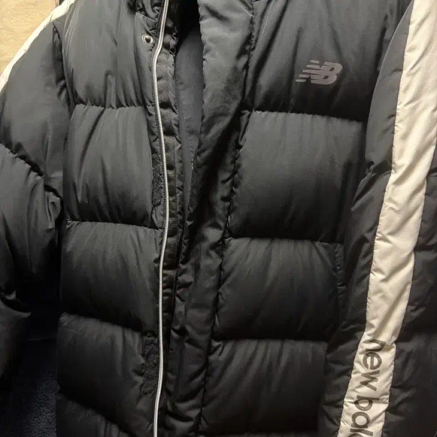 뉴발란스 롱패딩 판매합니다
