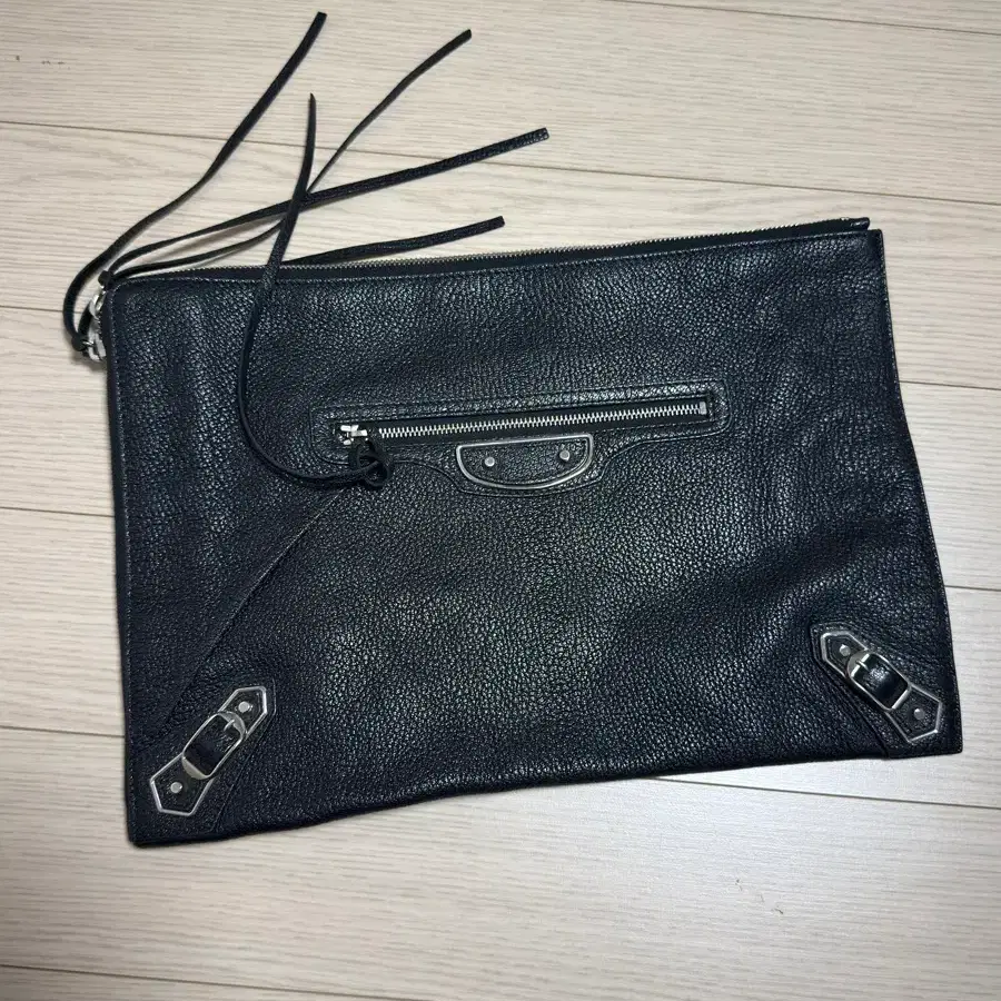 발렌시아가 클러치 정품