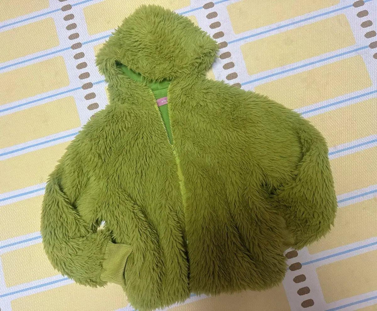 아이이니 후리스 집업 점퍼