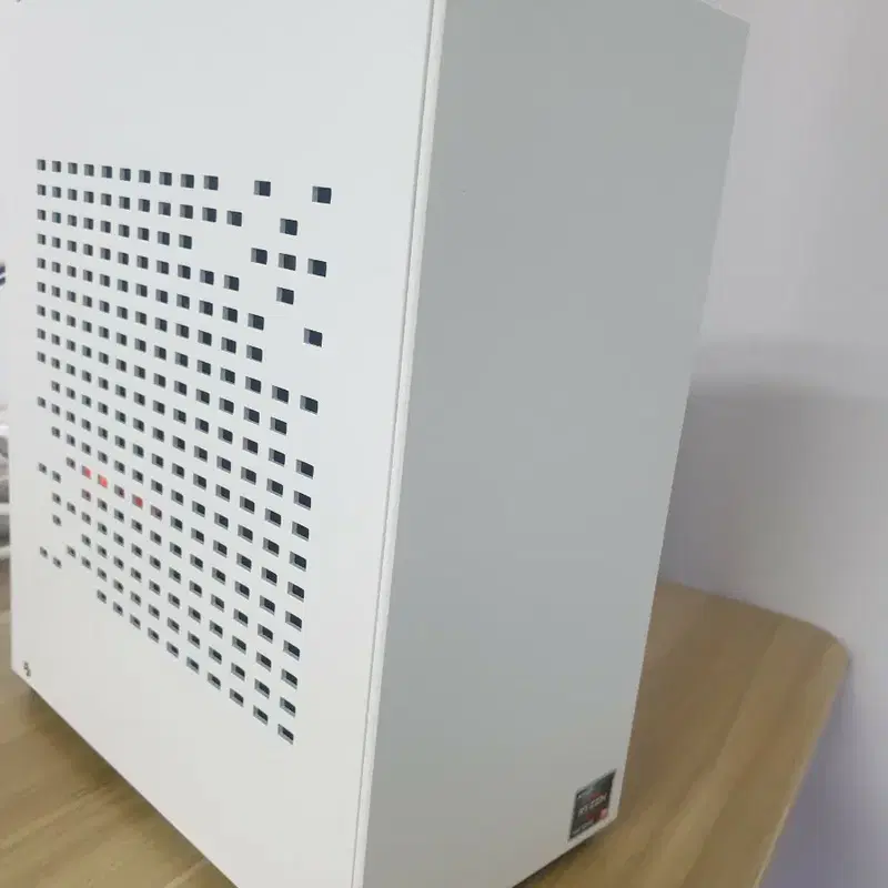 미니 화이트 고성능 게이밍PC(컴퓨터본체) SFF 4.3L