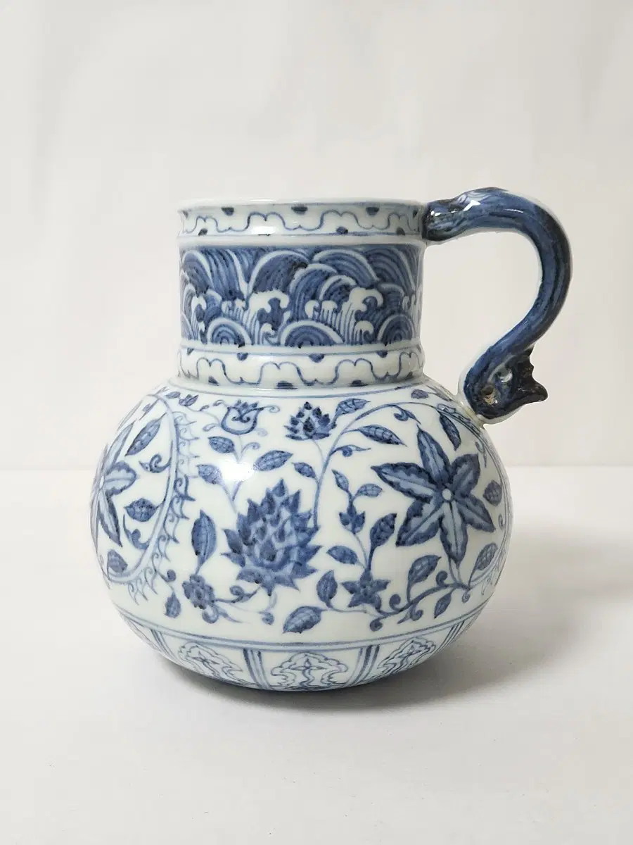 청화백자 용병화요 높이16.5cm폭16.2cm  중국도자기
