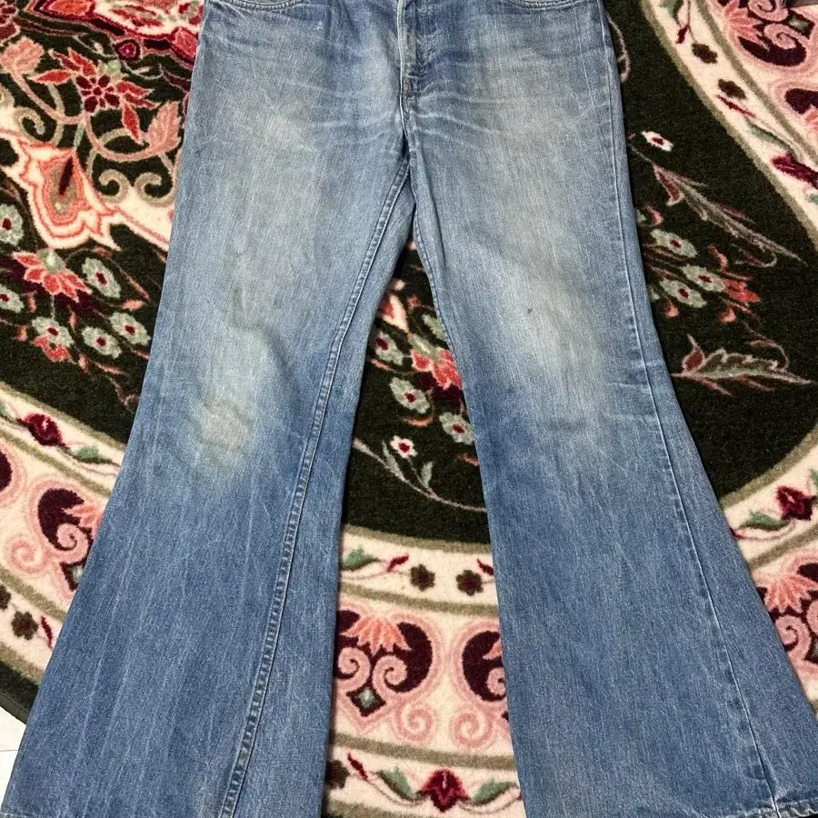 levis 684