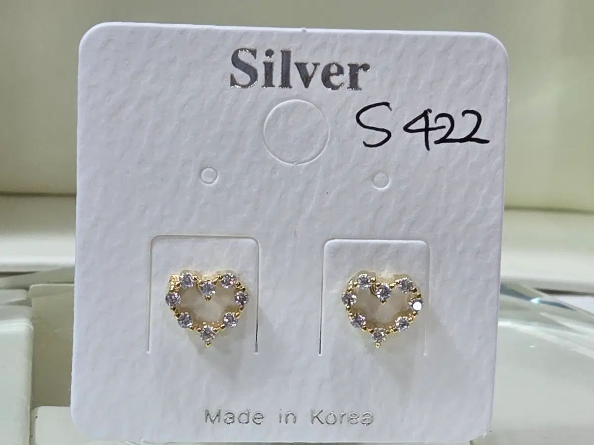 S422 앙증맞은 하트 큐빅 귀걸이