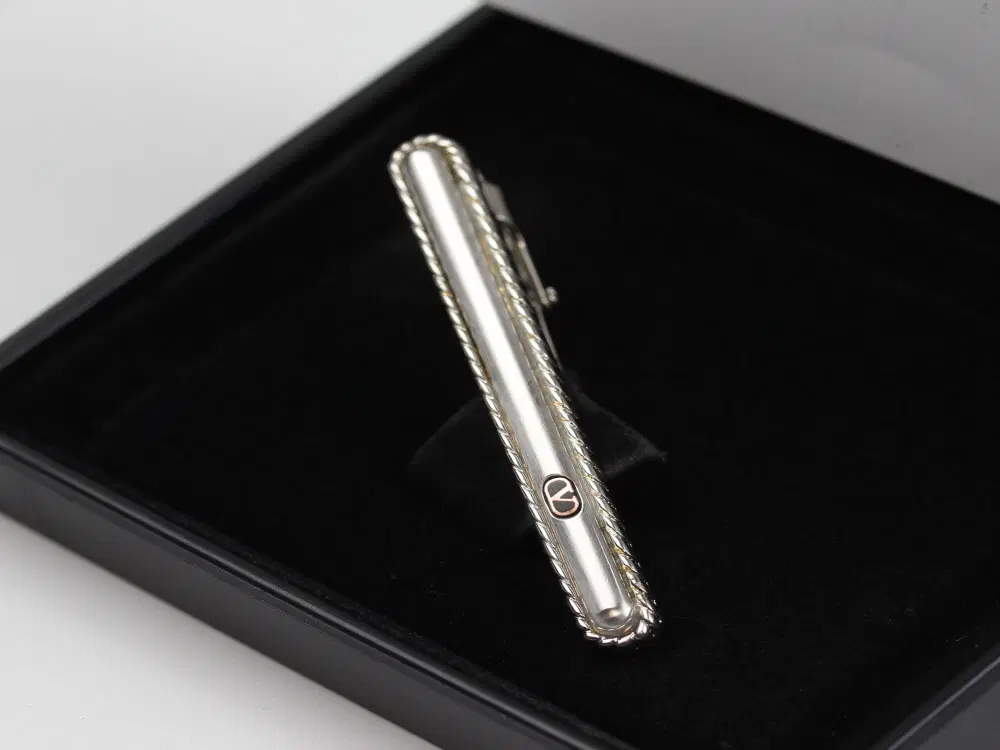 발렌티노 가라바니 A-등급 5.4cm 하이엔드 명품넥타이핀