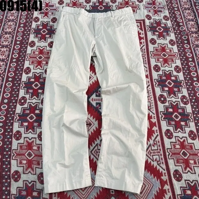 블루라운지 마에스트로 베이지색 면바지 79 0915