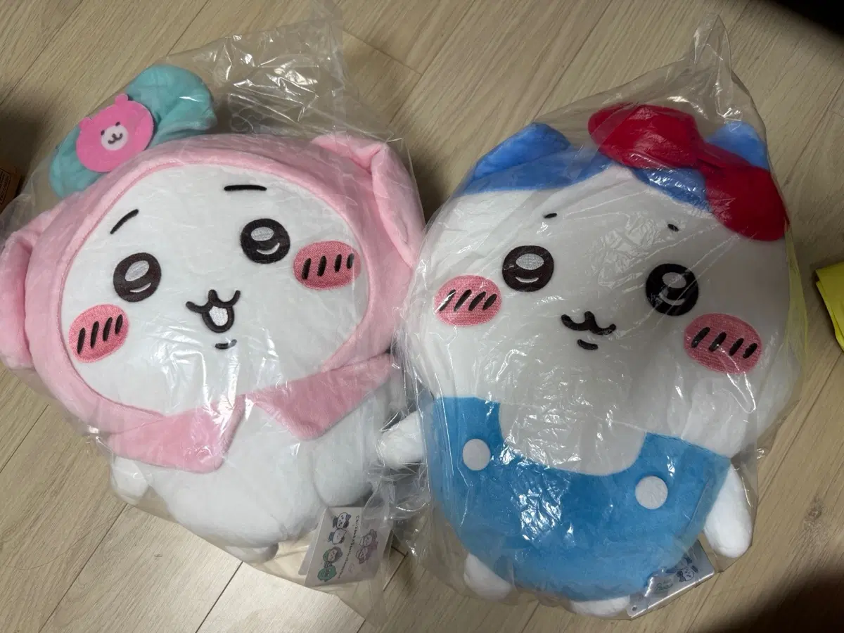 미개봉 새상품) 정품 하치와레 키티 콜라보 빅누이