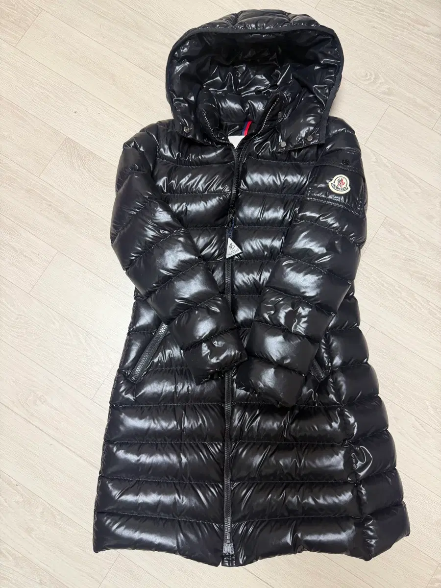 몽클레어 패딩 모카 12세 네이비