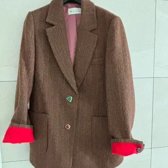 잇미샤 브라운 체크자켓