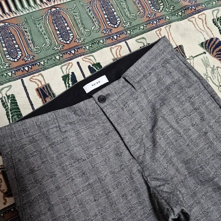 리스(REISS) 테일러 그레이 체크 슬렉스 34size