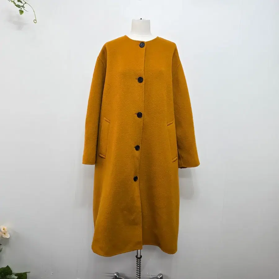 스튜디오 톰보이 20'FW 노카라 롱 코트