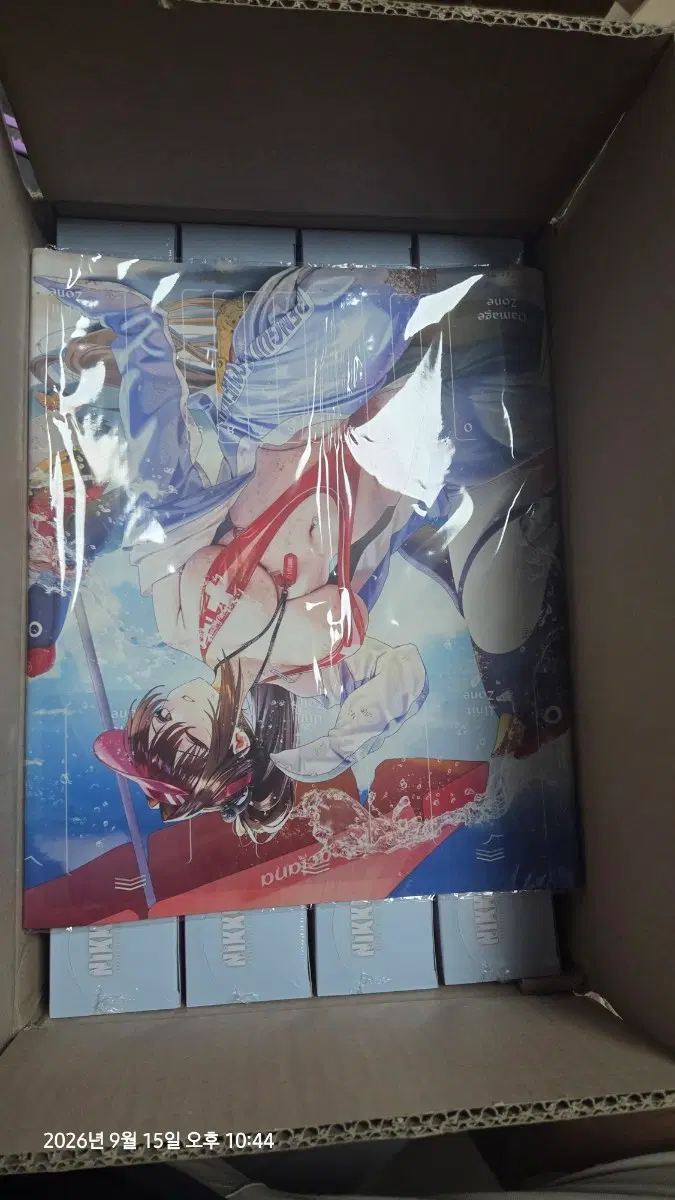 니케 카드 니벨아레나 웨이브투유 카톤 판매합니다.(플레이매트 프로모 포함)