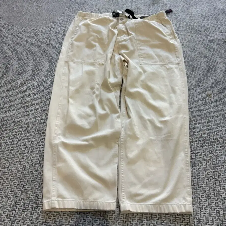 (XL) 그라미치 치노팬츠