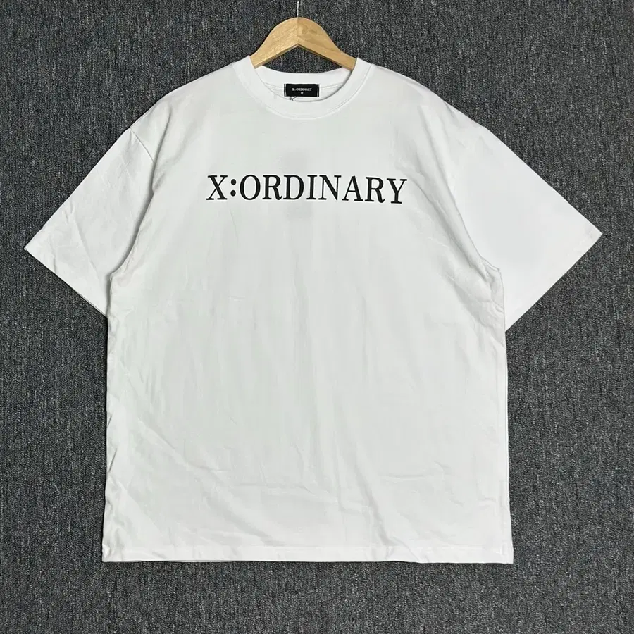X:ORDINARY 화이트 반팔티 50