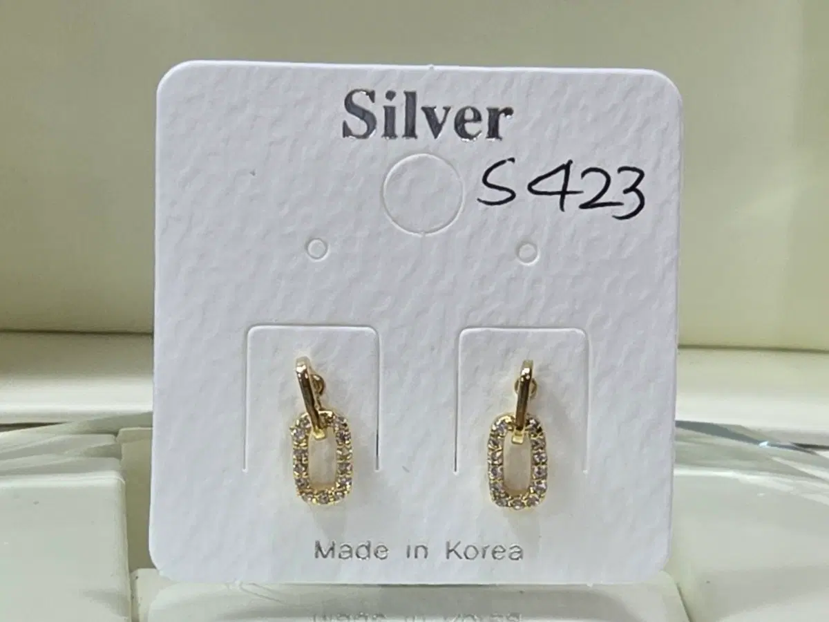 앙증맞은 귀걸이 S423 큐빅 직사각형 펜던트