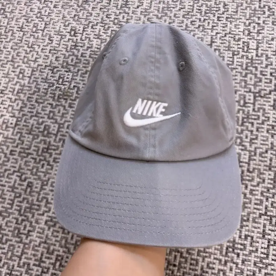 나이키 볼캡 그레이