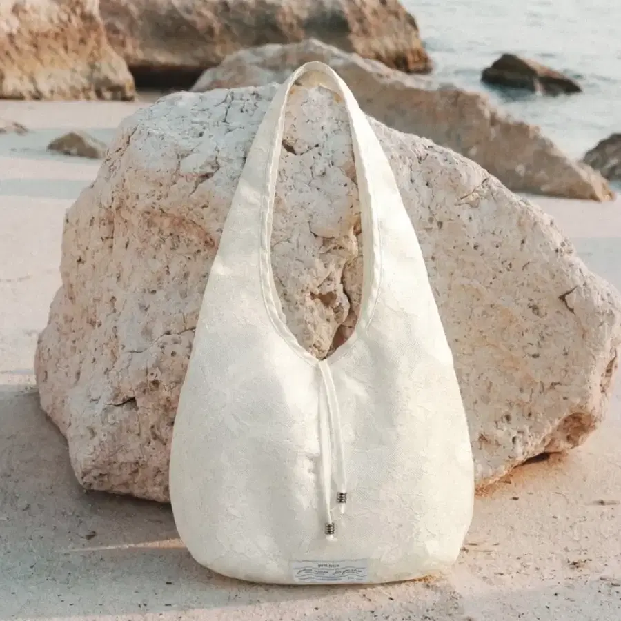 폴뉴아 fleur lace eco bag white