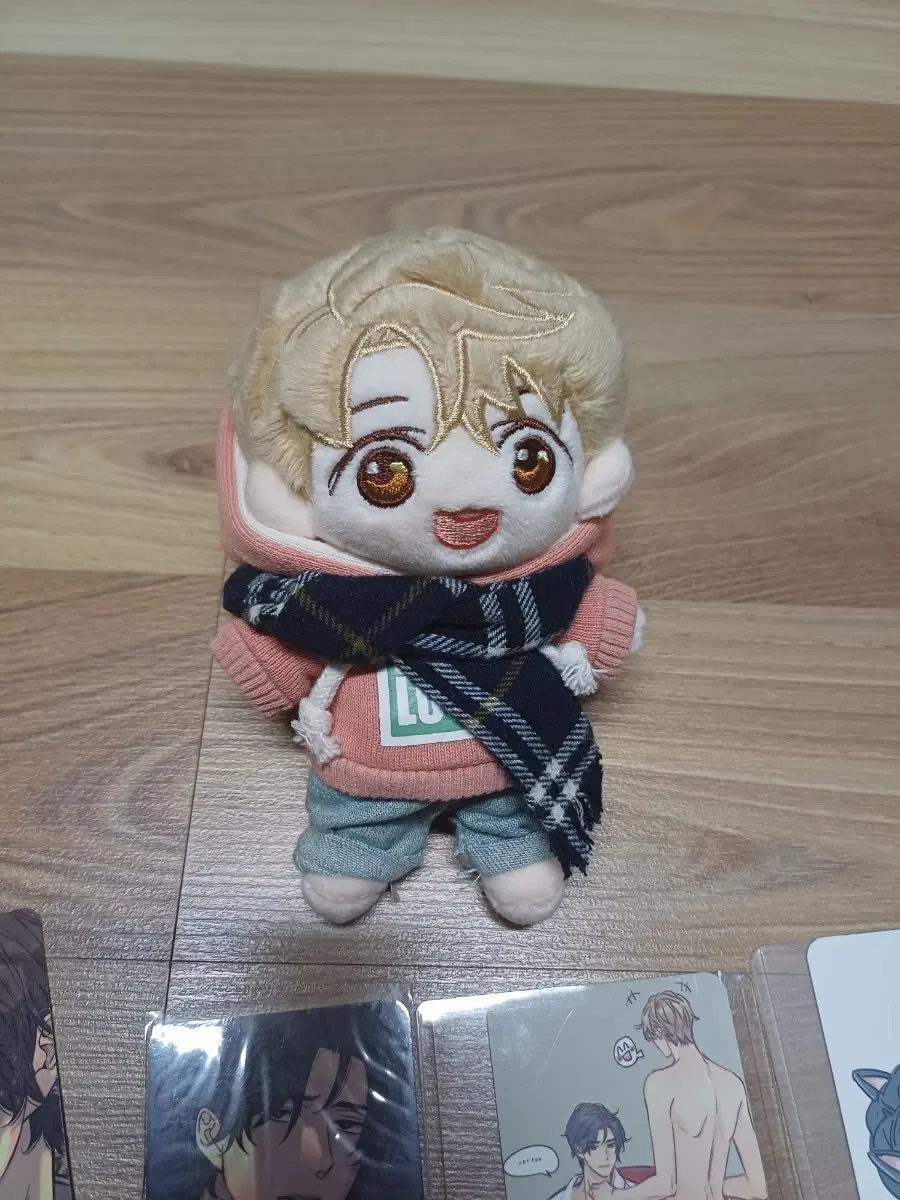비의도적연애담 인형, 포카, 굿즈 등