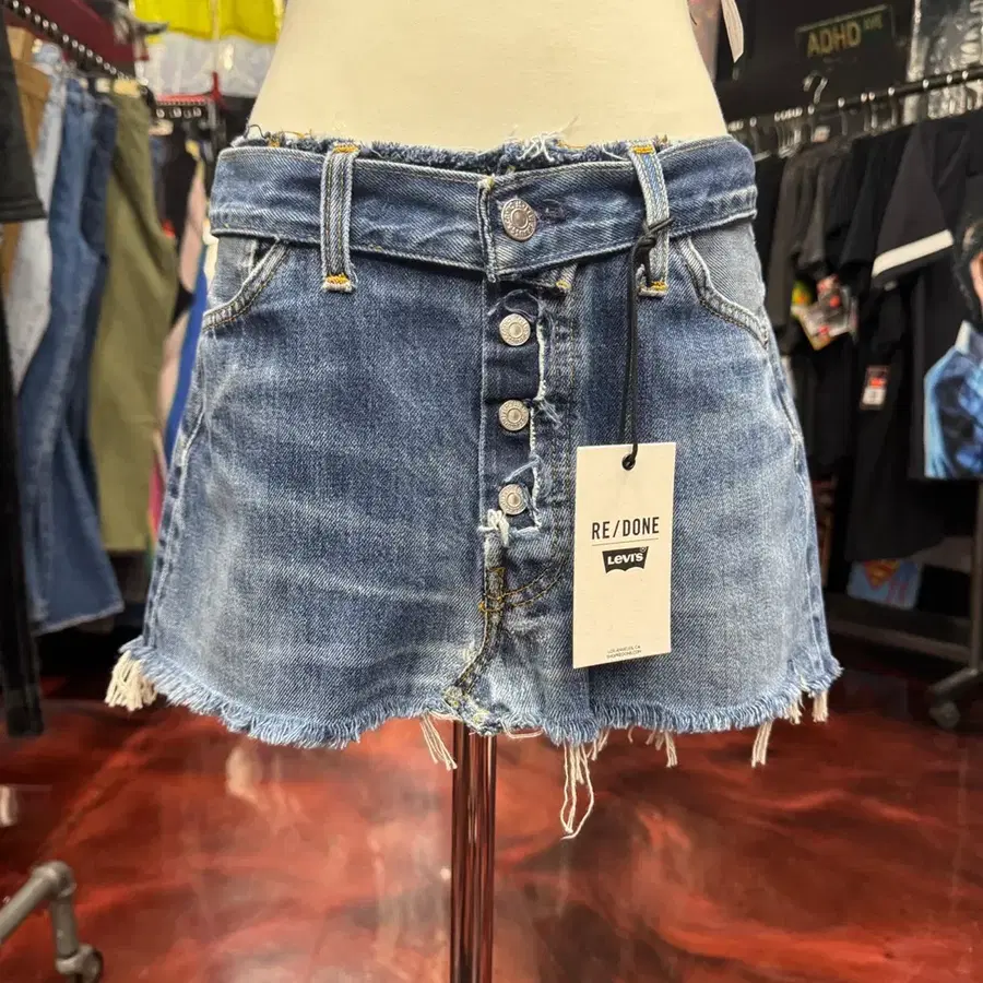 2023년도 새제품 리던 리바이스 Raw Waist Mini Skirt