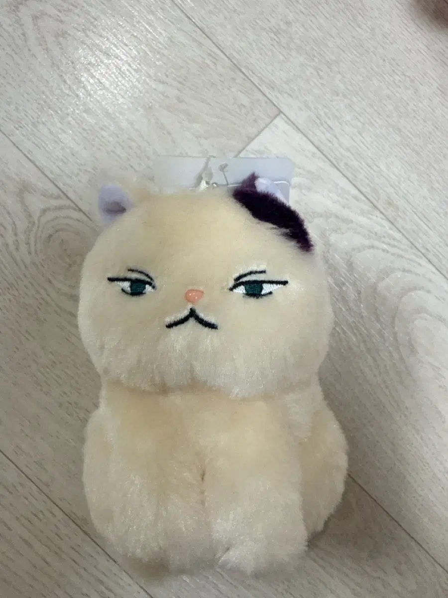 지브리 귀를 기울이면/고양이의 보은 문 무타 인형 키링 뱃지