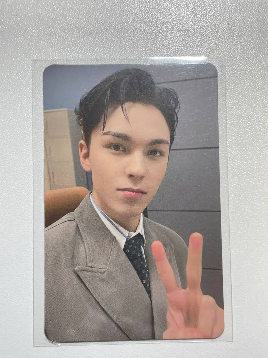 세븐틴 버논 FML 이즈위 포카