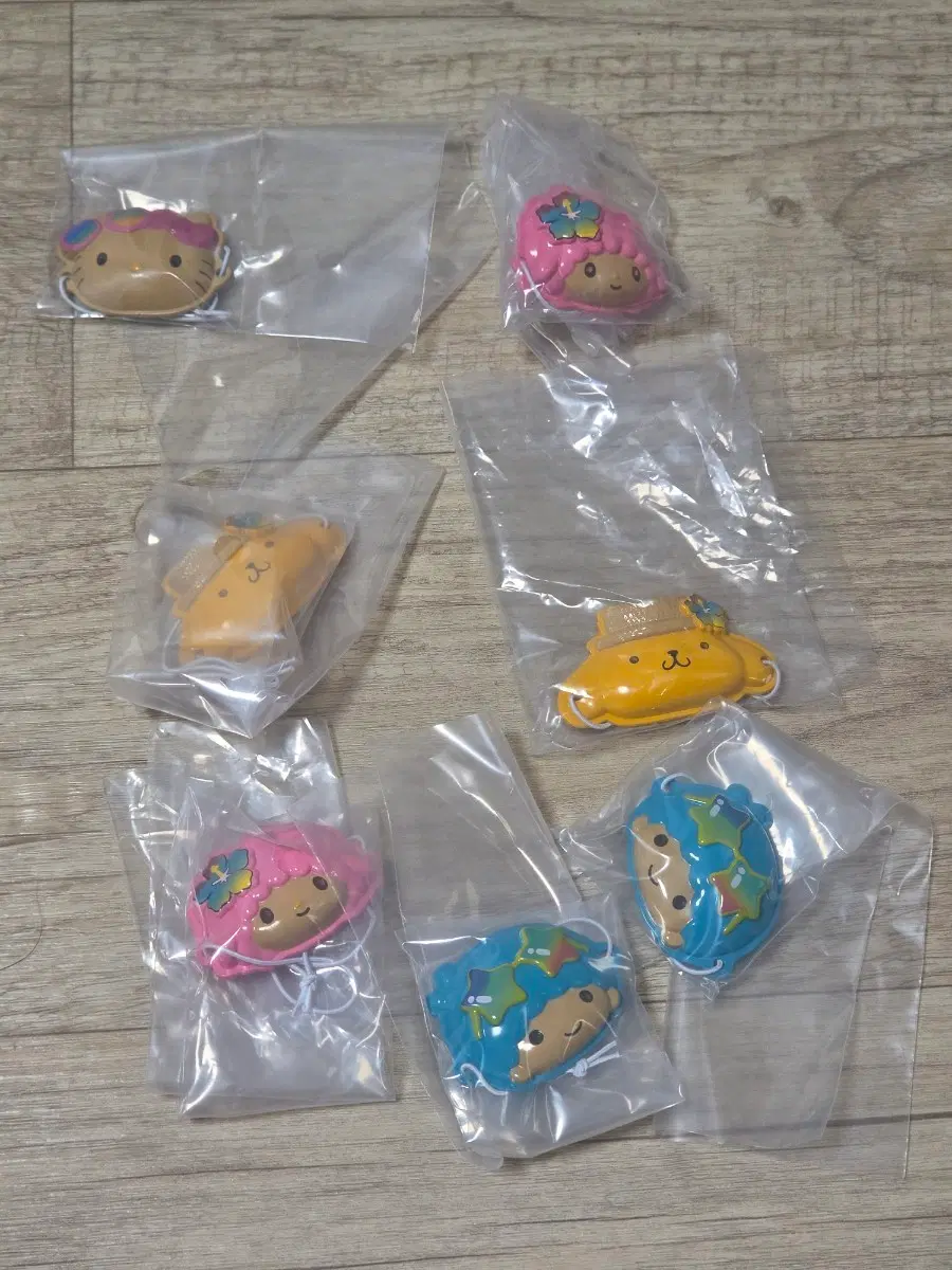 산리오 오멘 가챠 노릇노릇 비치 버젼 2
