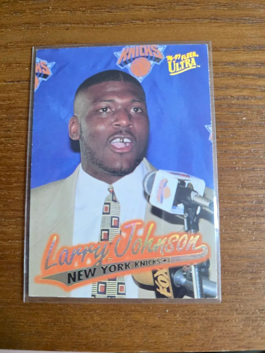 LARRY JOHNSON Knicks 1996-97 Ultra GOLD MEDALLION #G-73 Rare SP Series 1 SSP