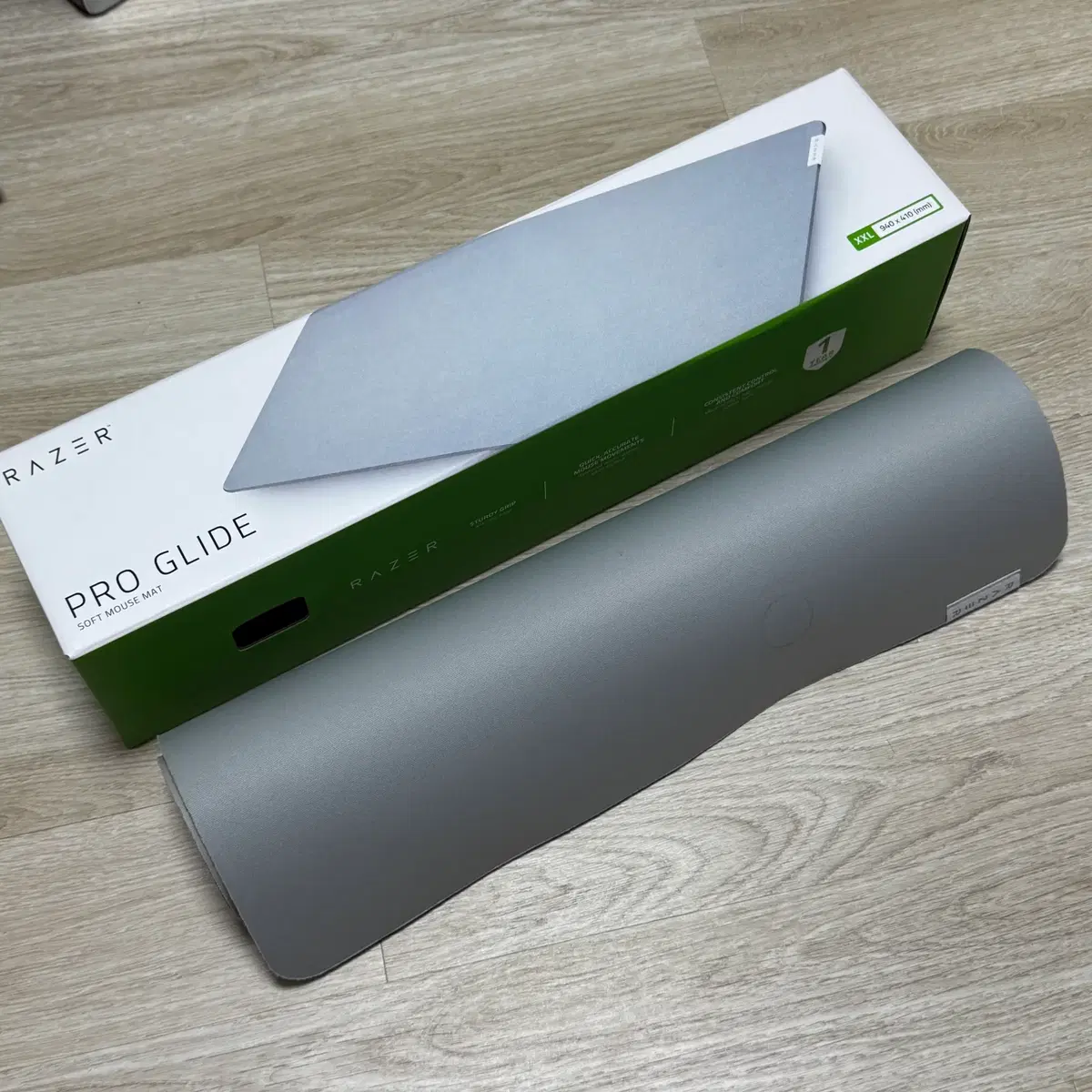 RAZER Pro Glide 마우스패드 그레이 XXL 레이저 장패드 팝니다.