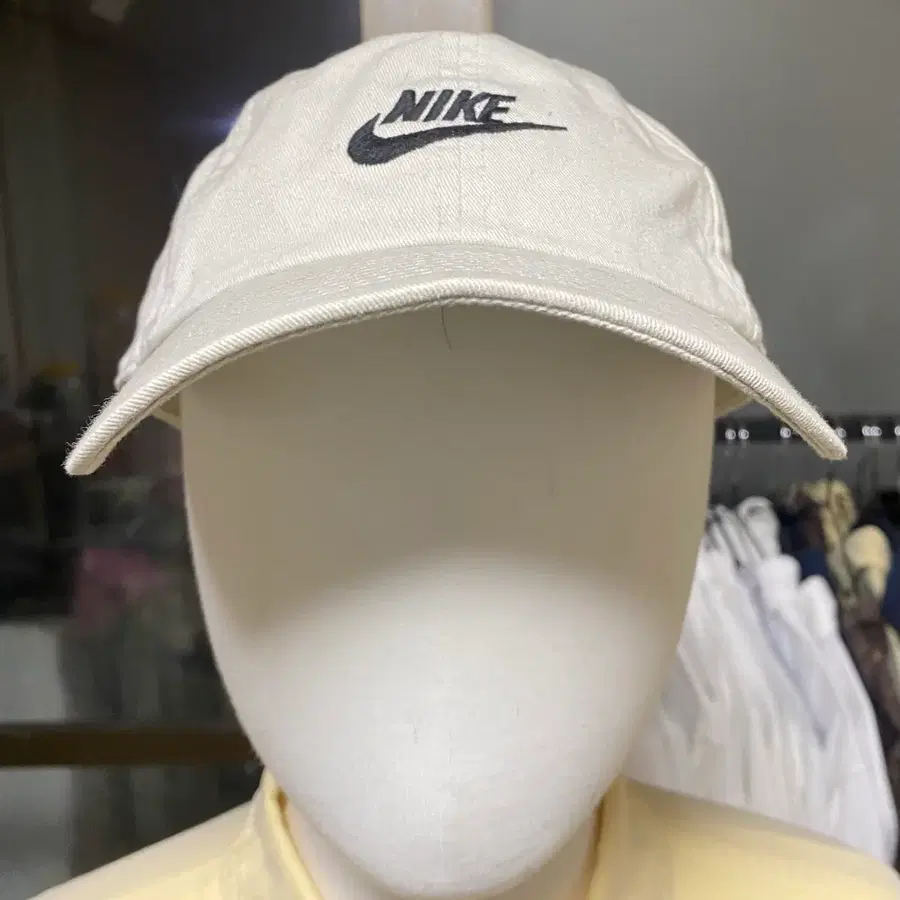 나이키 볼캡 베이지