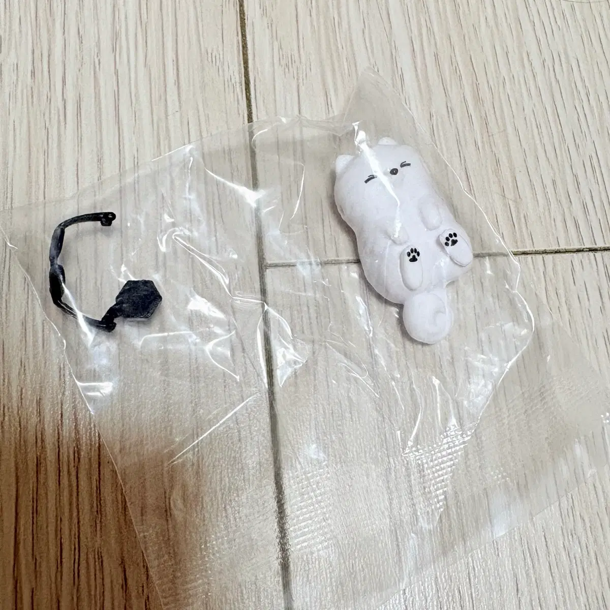 태닝한 동물들 가챠 포메라니안 강아지 피규어 판매 교환 구해요!!