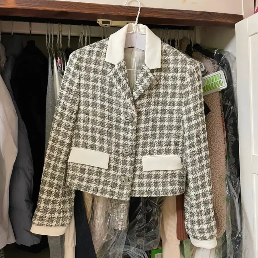 자라 체크 크롭 블레이저 XS