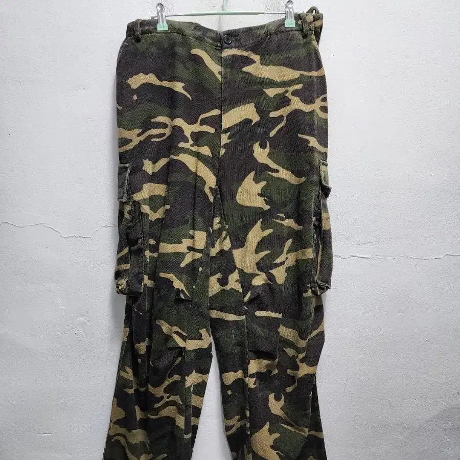 AND LIBERTY 카모 와이드 카고바지