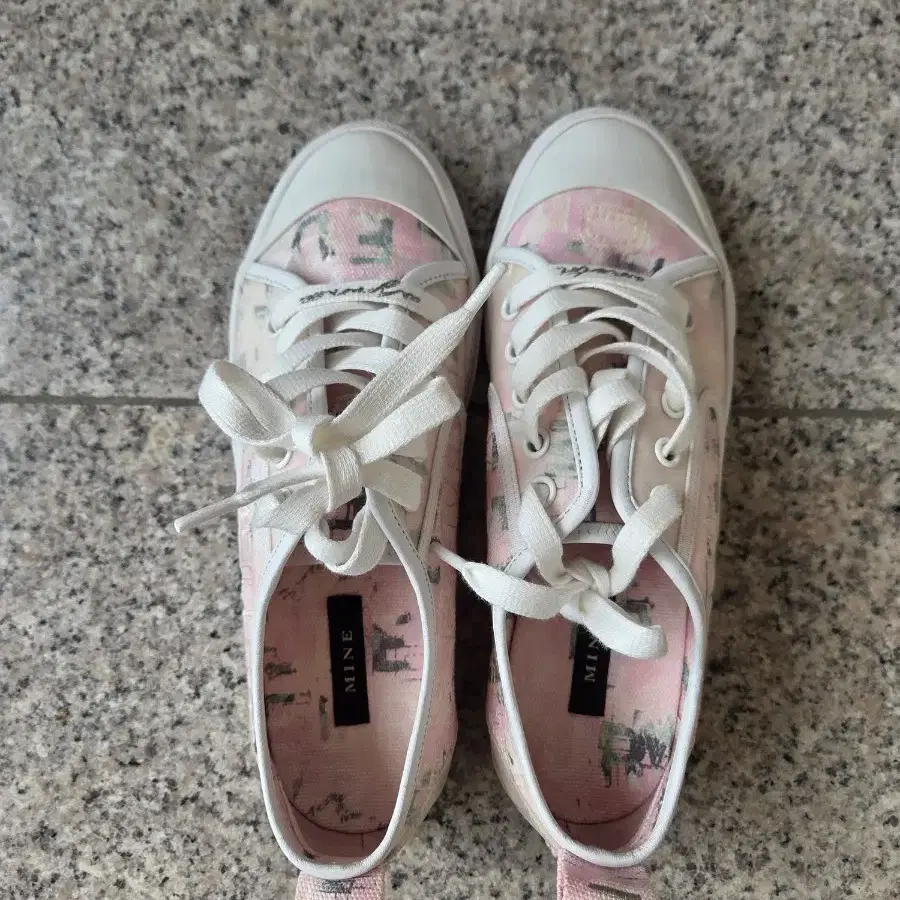 한섬 마인 mine 스니커즈 240