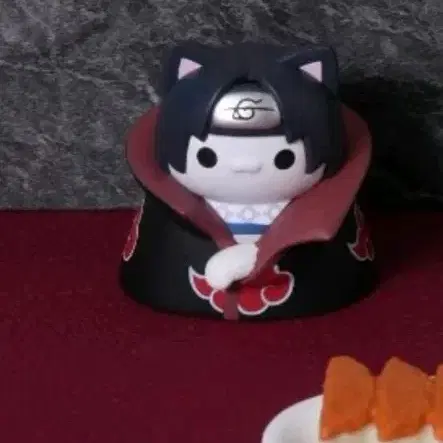 구해요))나루토 우치하 이타치 메가캣 피규어