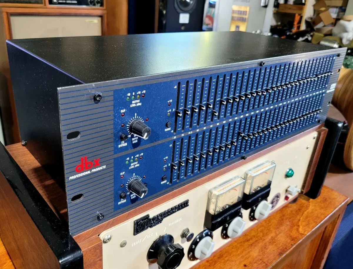 DBX 1231 그래픽 이퀼라이저 듀얼 31밴드 2채널 EQ