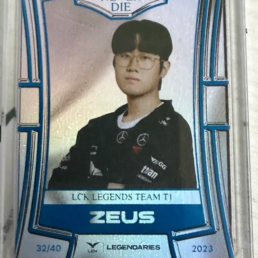 월드우승기념 티원 공식포카 제우스 Zeus